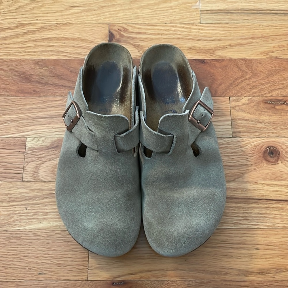 Birkenstock Boston Clog Taupe Suede Soft Footbed size 39 Narrow